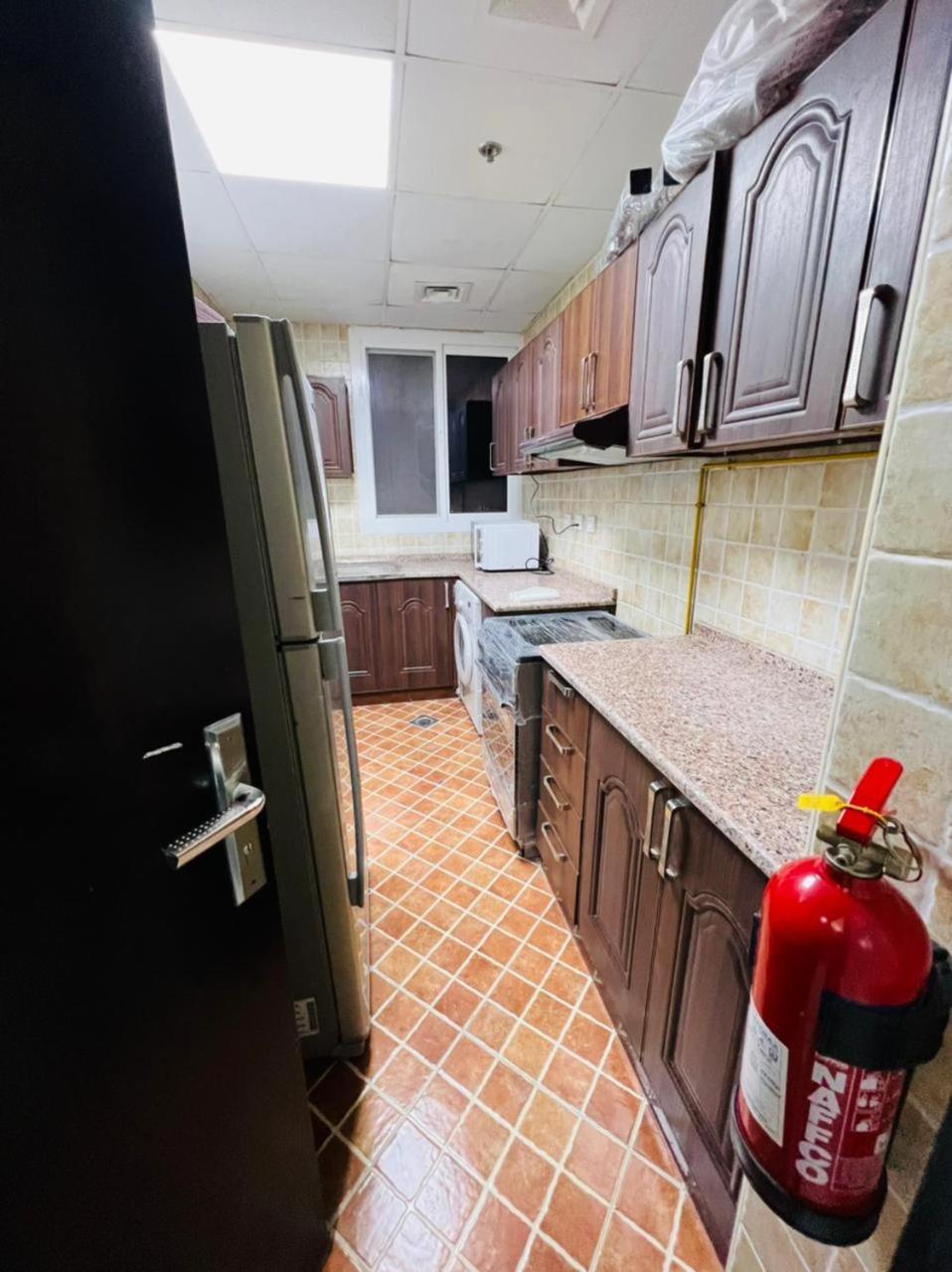 Single Partition Room In Al Barsha 1 Near Mashreq Metro Dubai Luaran gambar